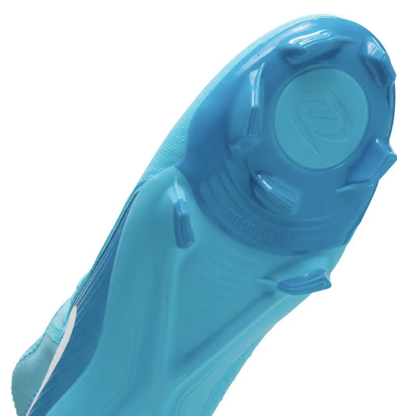 Nike Phantom Luna II Academy FG/MG football boots