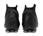 Nike Phantom Luna II Academy FG/MG football boots