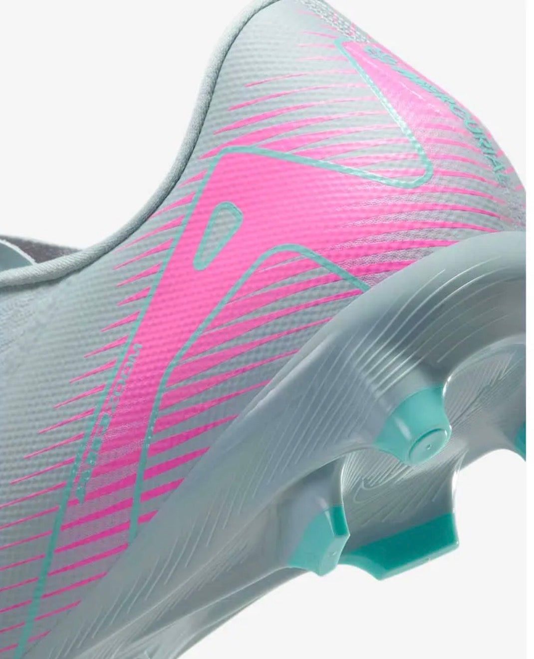 Nike Mercurial Vapor 16 Academy MG football boots