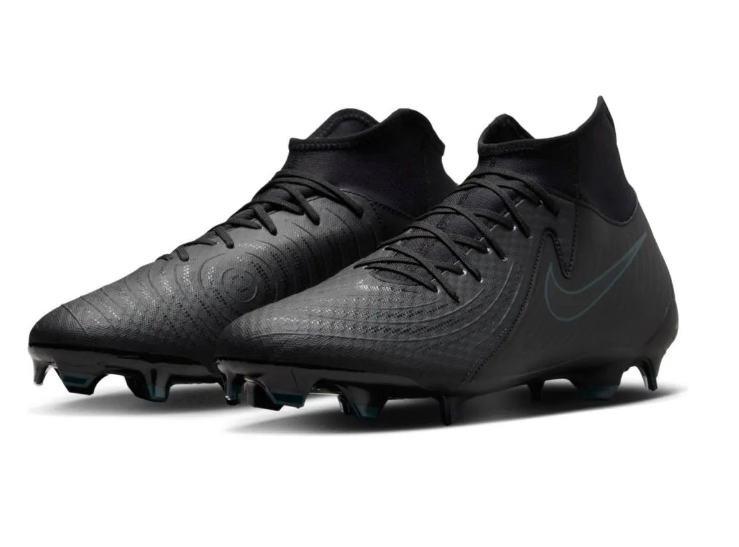 Nike Phantom Luna II Academy FG/MG football boots