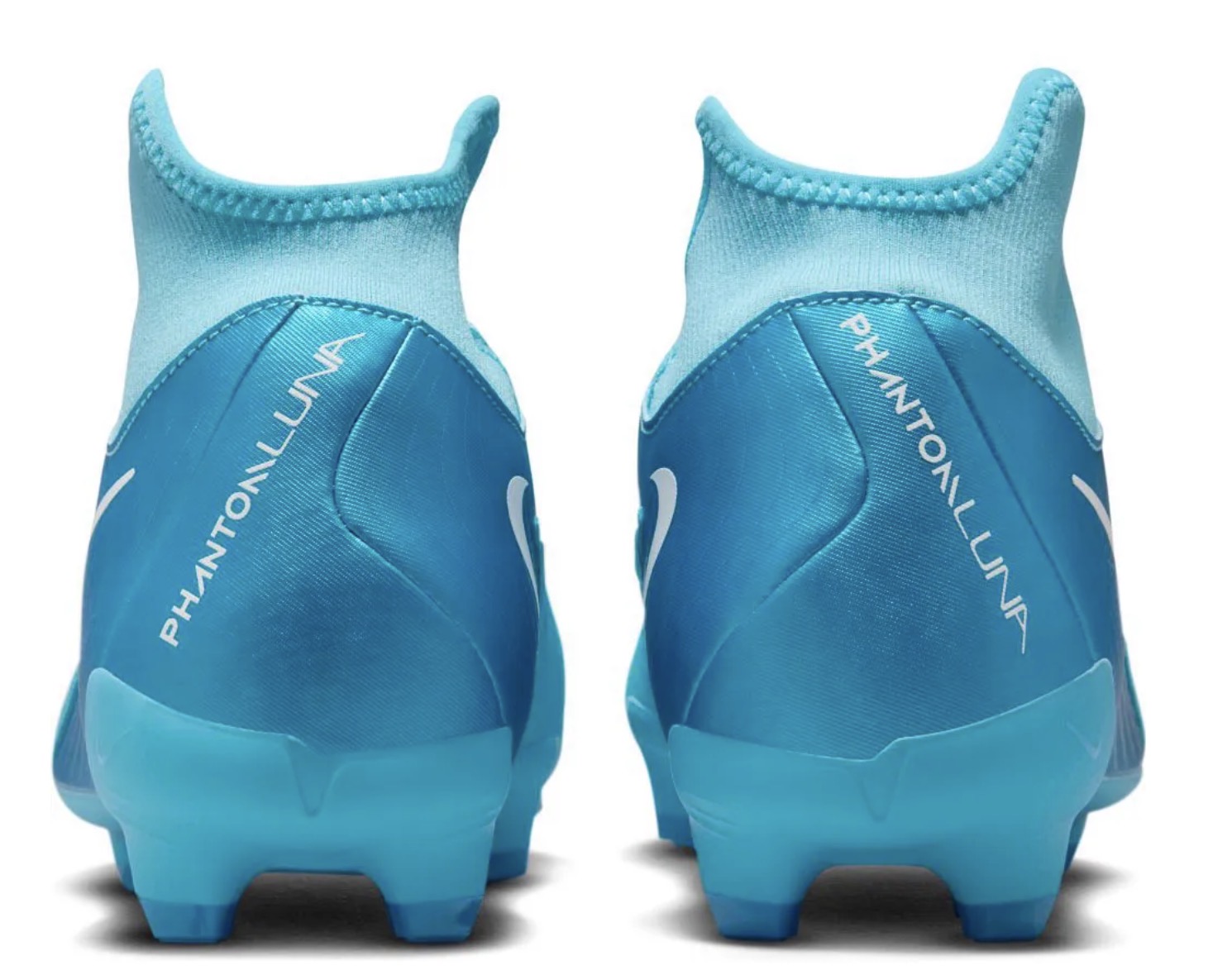 Nike Phantom Luna II Academy FG/MG football boots