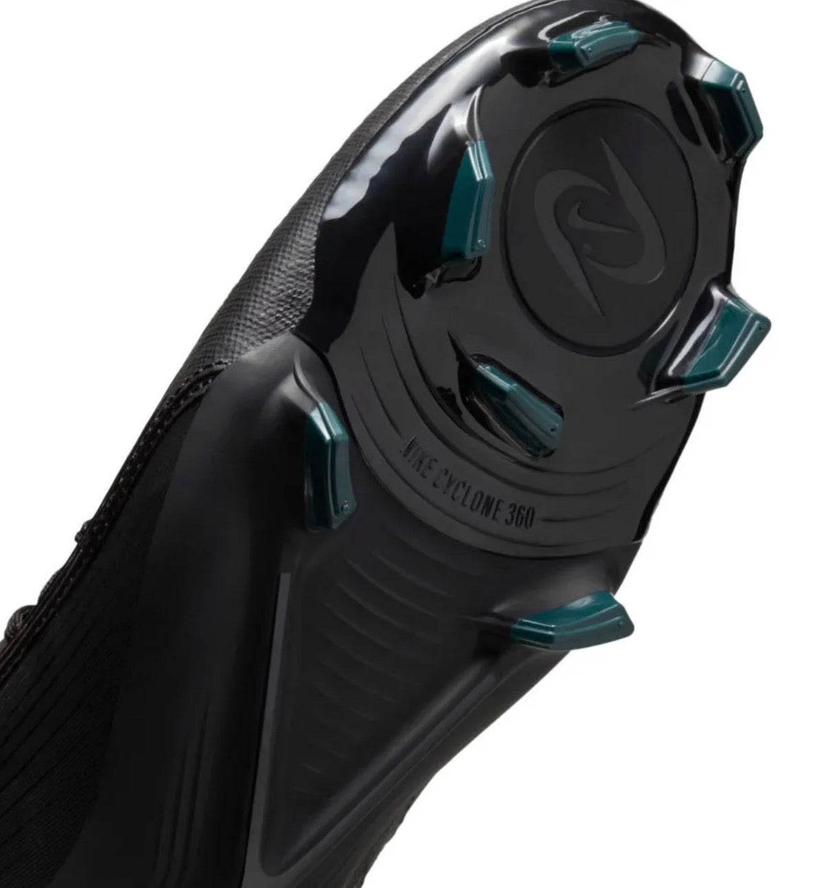 Nike Phantom Luna II Academy FG/MG football boots