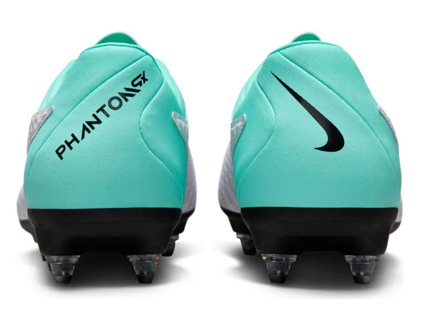 Nike Phantom GX Academy SG-Pro AC football boots