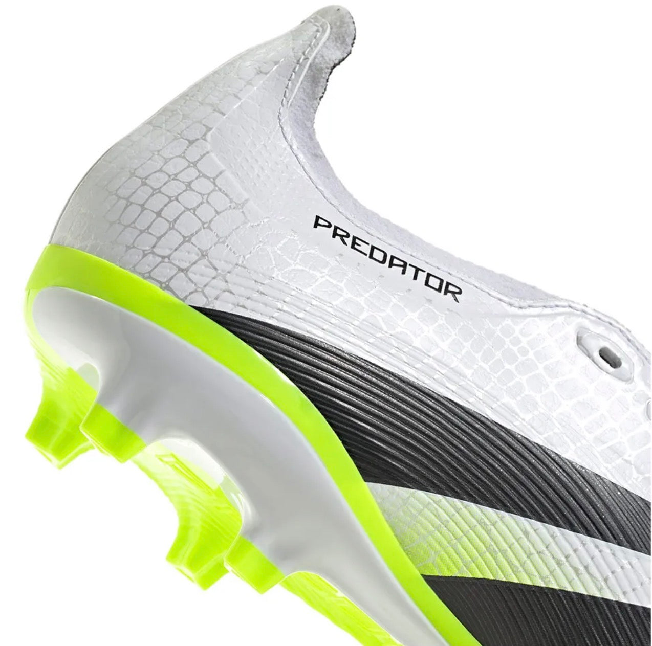 adidas Predator League Fold-Over Tongue FG/MG football boots
